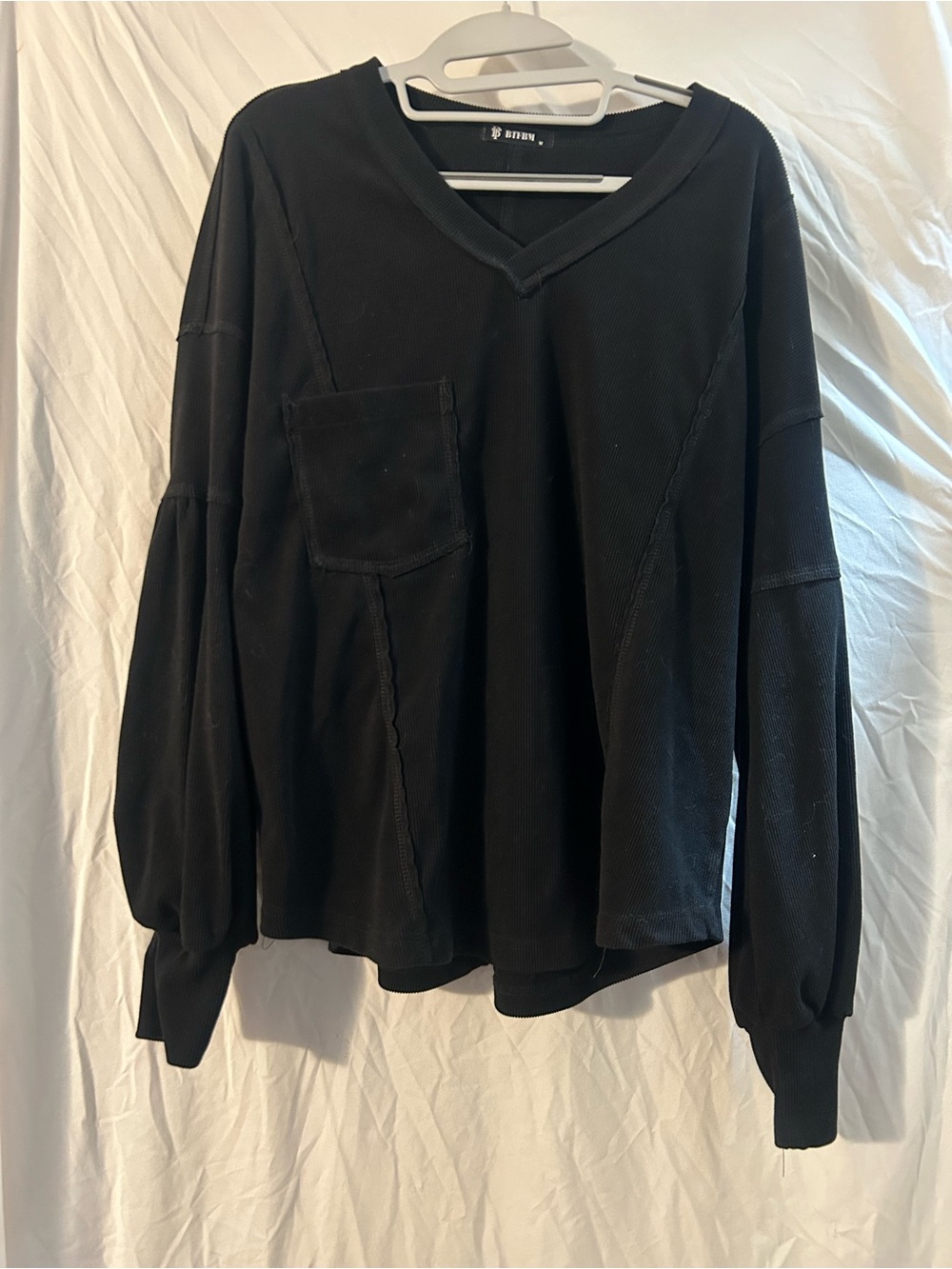 STEVEN Black V-Neck Long Sleeve Pocket Top